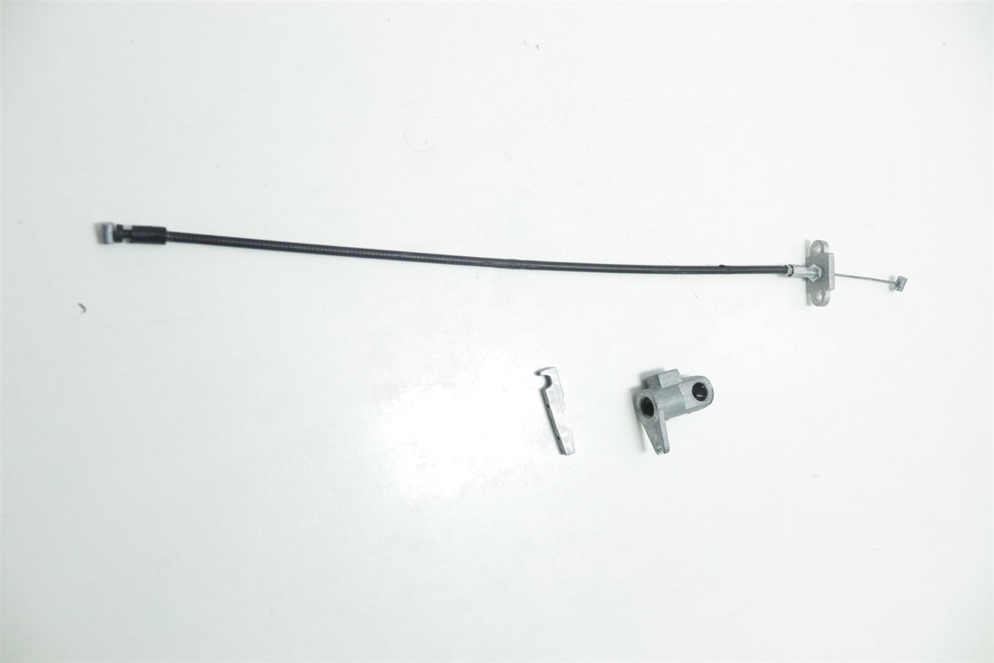 GE HealthCare Vivid S5/S6 Cable Top Connecting Bracket