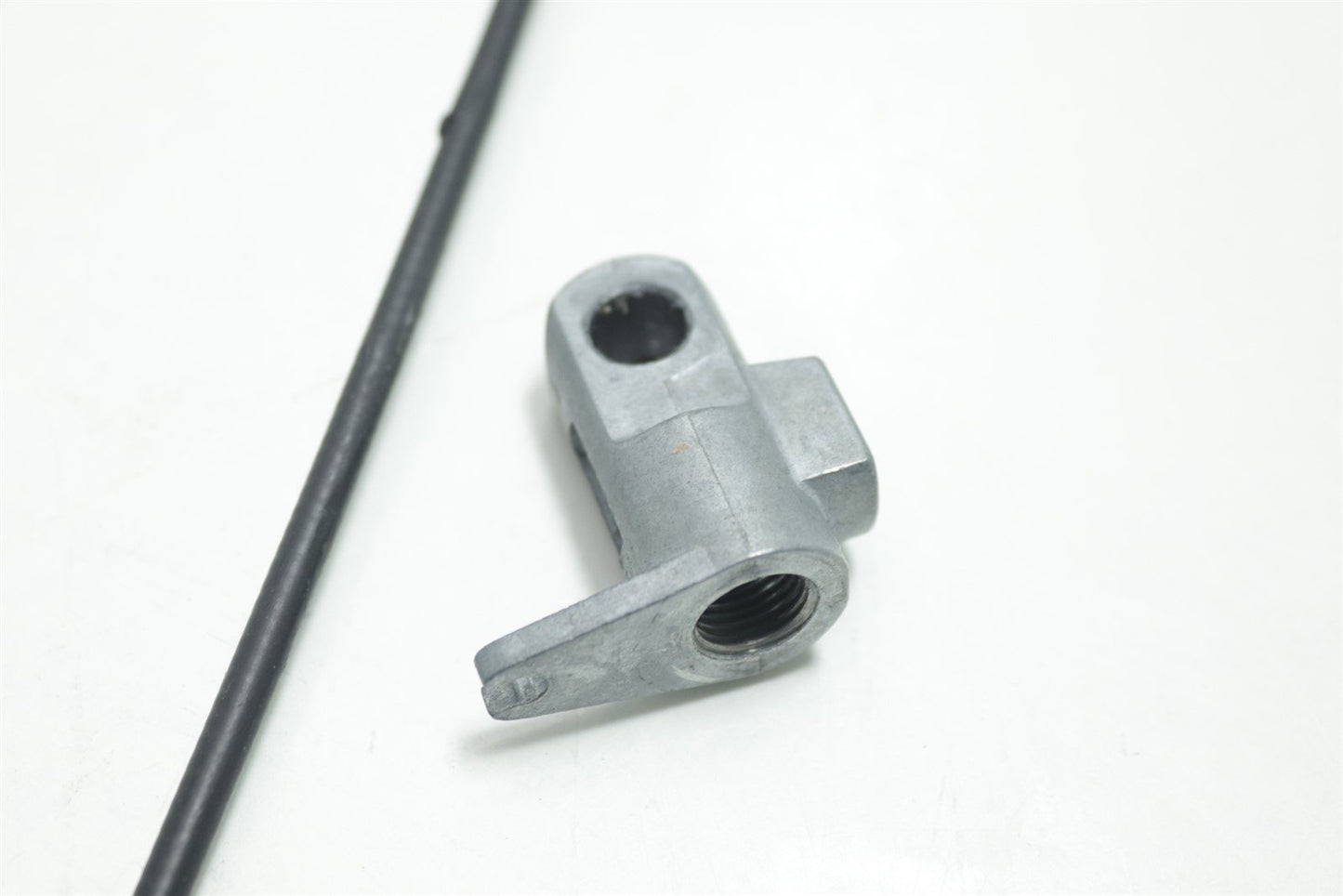 GE HealthCare Vivid S5/S6 Cable Top Connecting Bracket