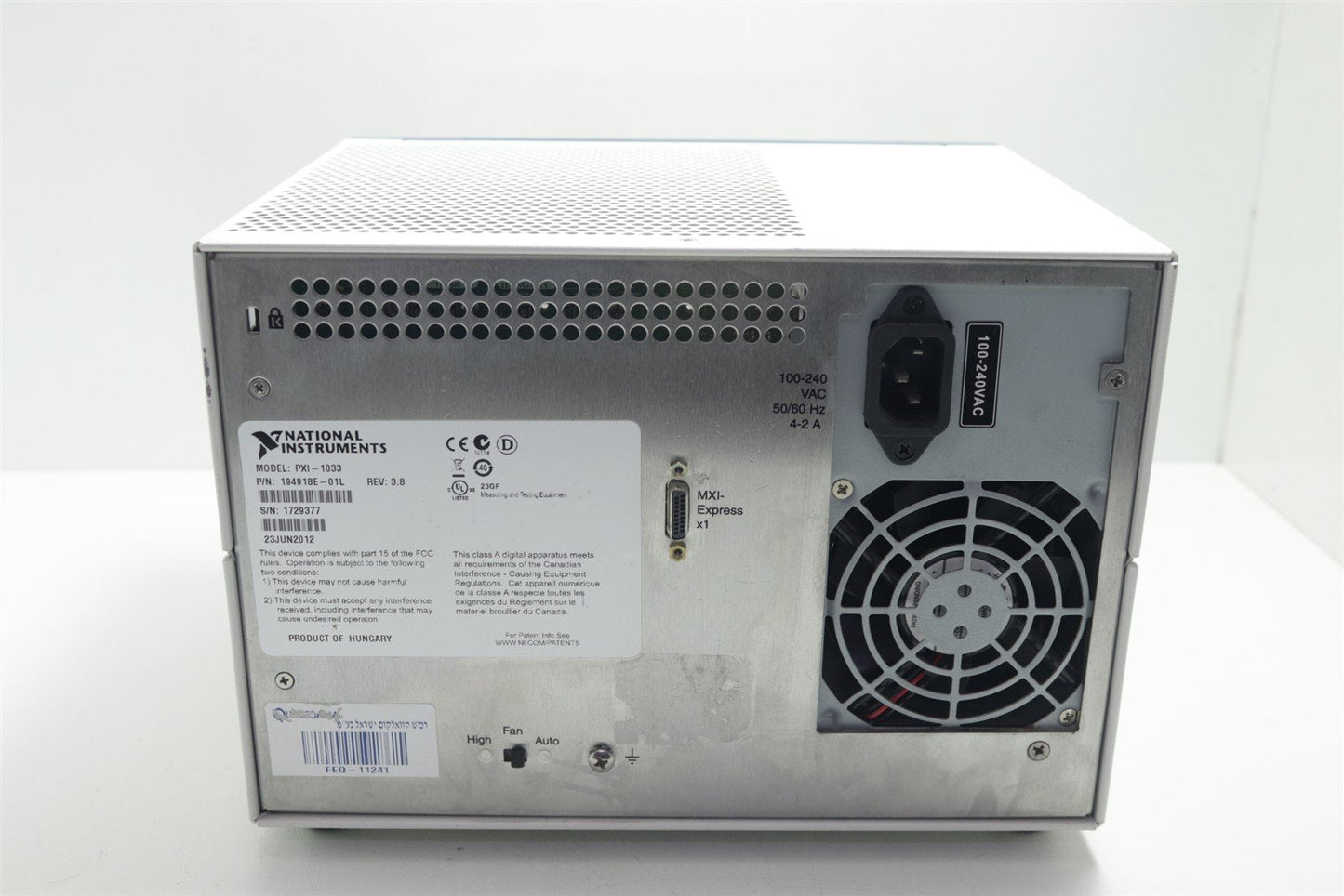 National Instruments NI PXI-1033 Mainframe 194918E-01L REV 3.8