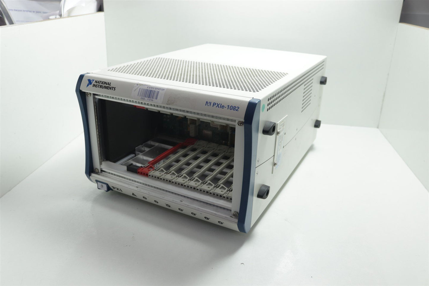 National Instruments NI PXIe-1082 Chassis 198666D-01L REV 3.5