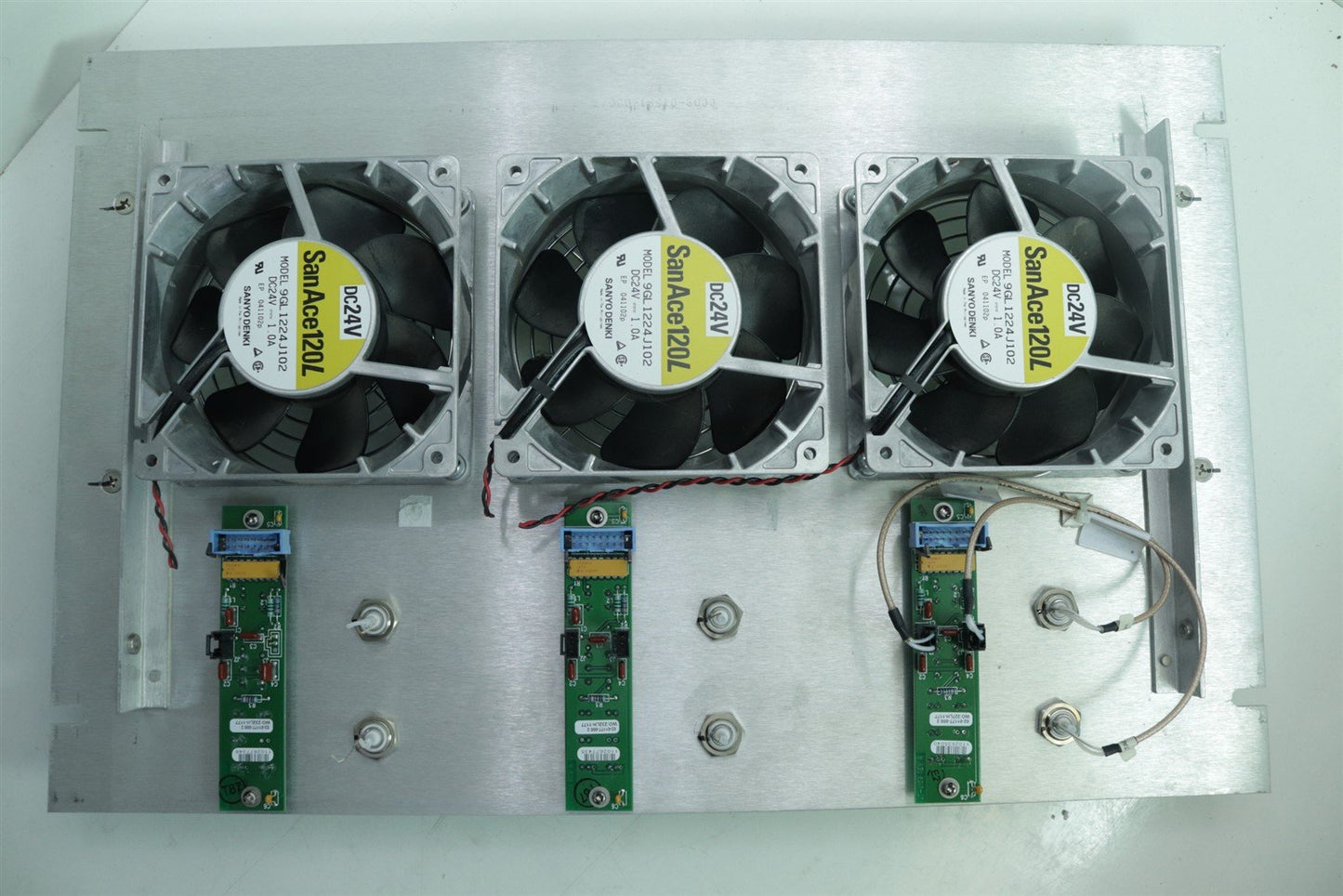 Copley Controls Corp 232HC System 3Channels Back Panel 150VDC Max 120A