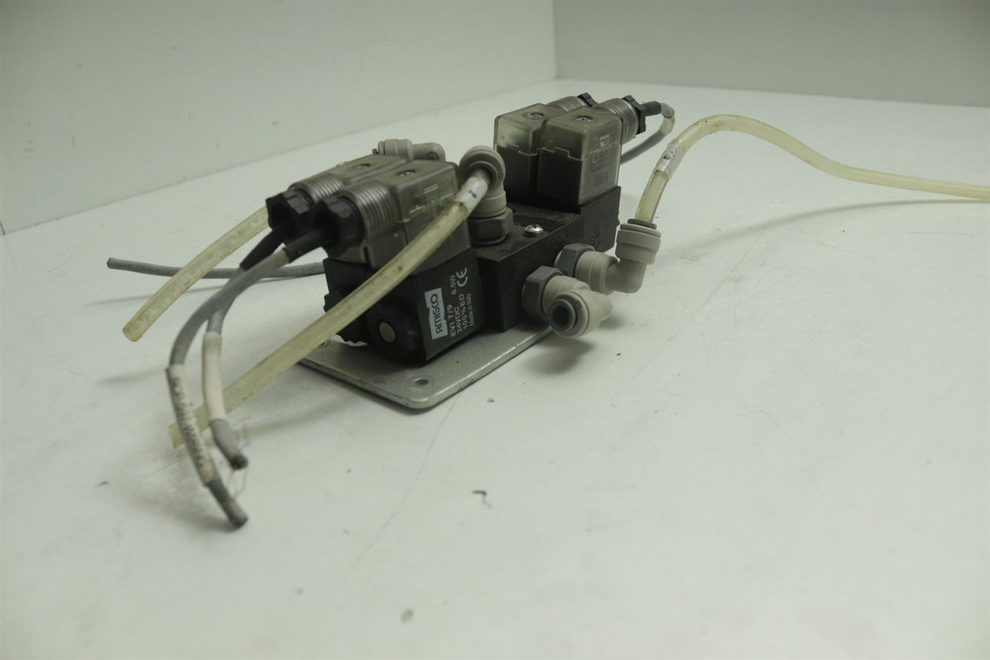 Lot Of 2 AMISCO Solenoid Valve Coil EVI 7/9 24VDC 6.5W + 10BAR