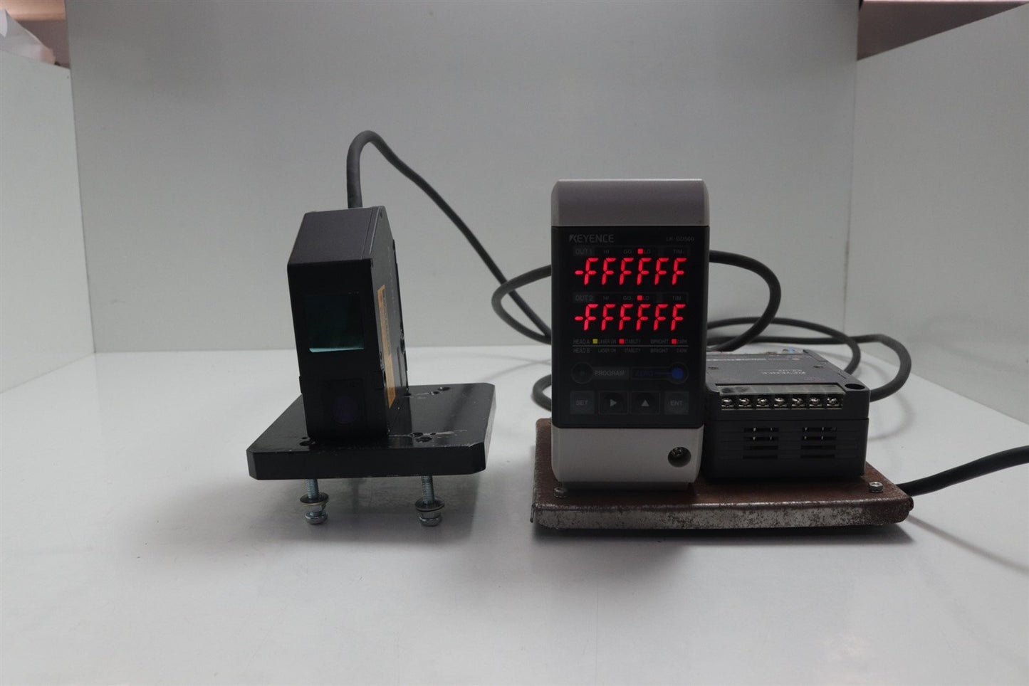 Keyence Laser Displacement Sensor LK-G3001 LK-GD500 LK-G82 KV-U2