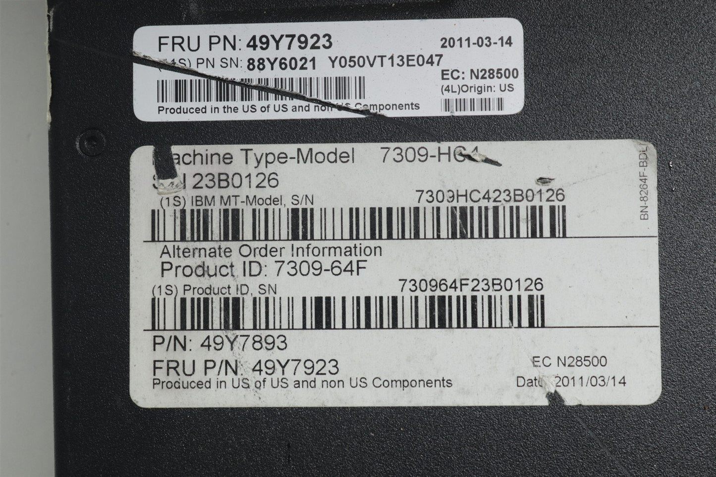 IBM RackSwitch G8264 48 ports 10Gigabit SFP 4x40 Gigabit Switch 2PSU 49Y7923