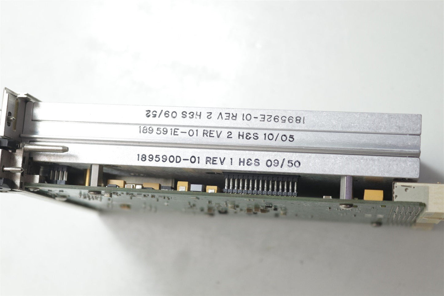 National Instruments NI PXI-5610 RF Upconverter