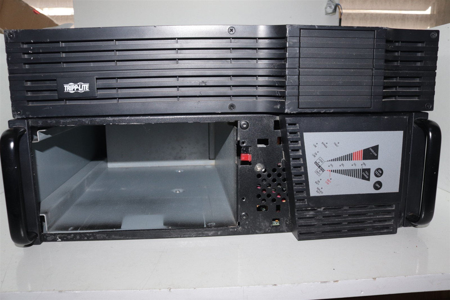 Tripp-Lite 3000VA Rackmount XL 3U UPS SUINT3000RTXL3U