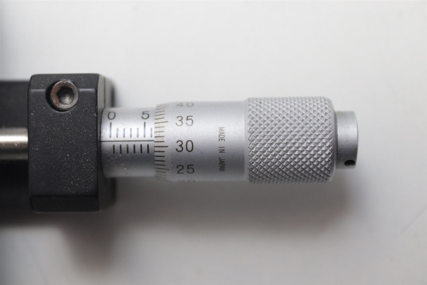 Thorlabs MT1 X Stage Standard Micrometer 1/2" Travel 0.025" Resolution