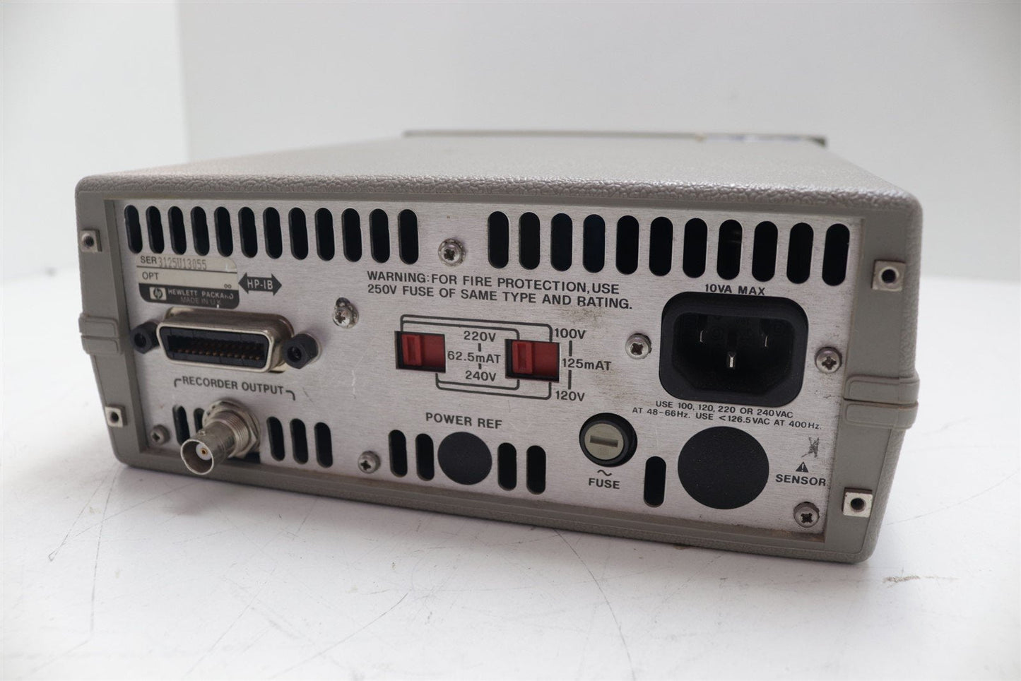 HP Keysight 437B RF Power Meter -70dBm to +44dBm 100kHz-110GHz Tested Calibrated
