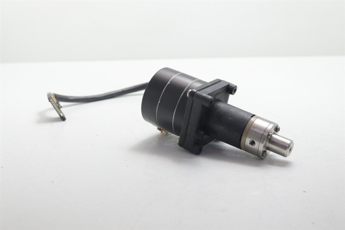 Waters Alliance HPLC Vexta Oriental Motor C7387-9212 2-Phase Stepping Motor
