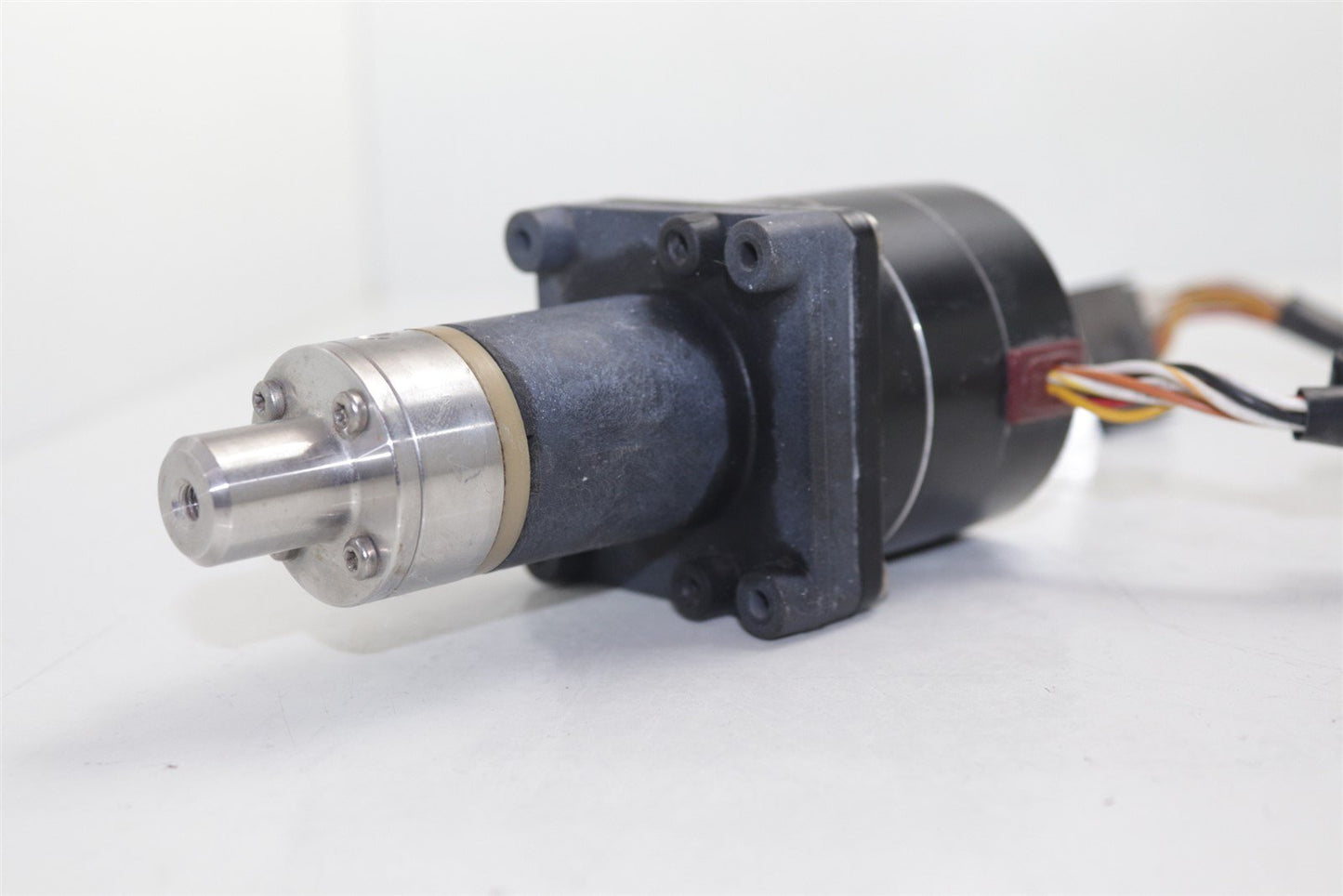 Waters Alliance HPLC Vexta Oriental Motor C7387-9212 2-Phase Stepping Motor