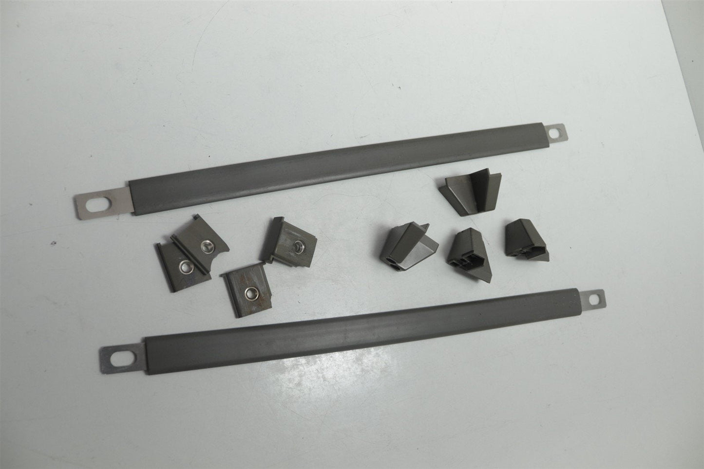 HP 4x Plastic Legs 2x Plastic Handles Set