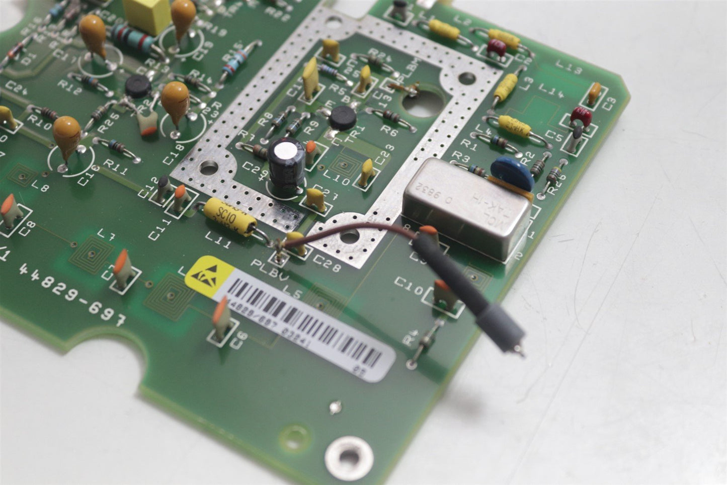 IFR 2031 Signal Generator 10kHz - 2.7GHz Board 44829/697