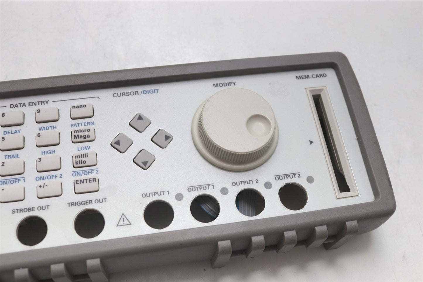 HP Agilent 81110A 330 MHz Pulse Signal Generator Front Panel Assy