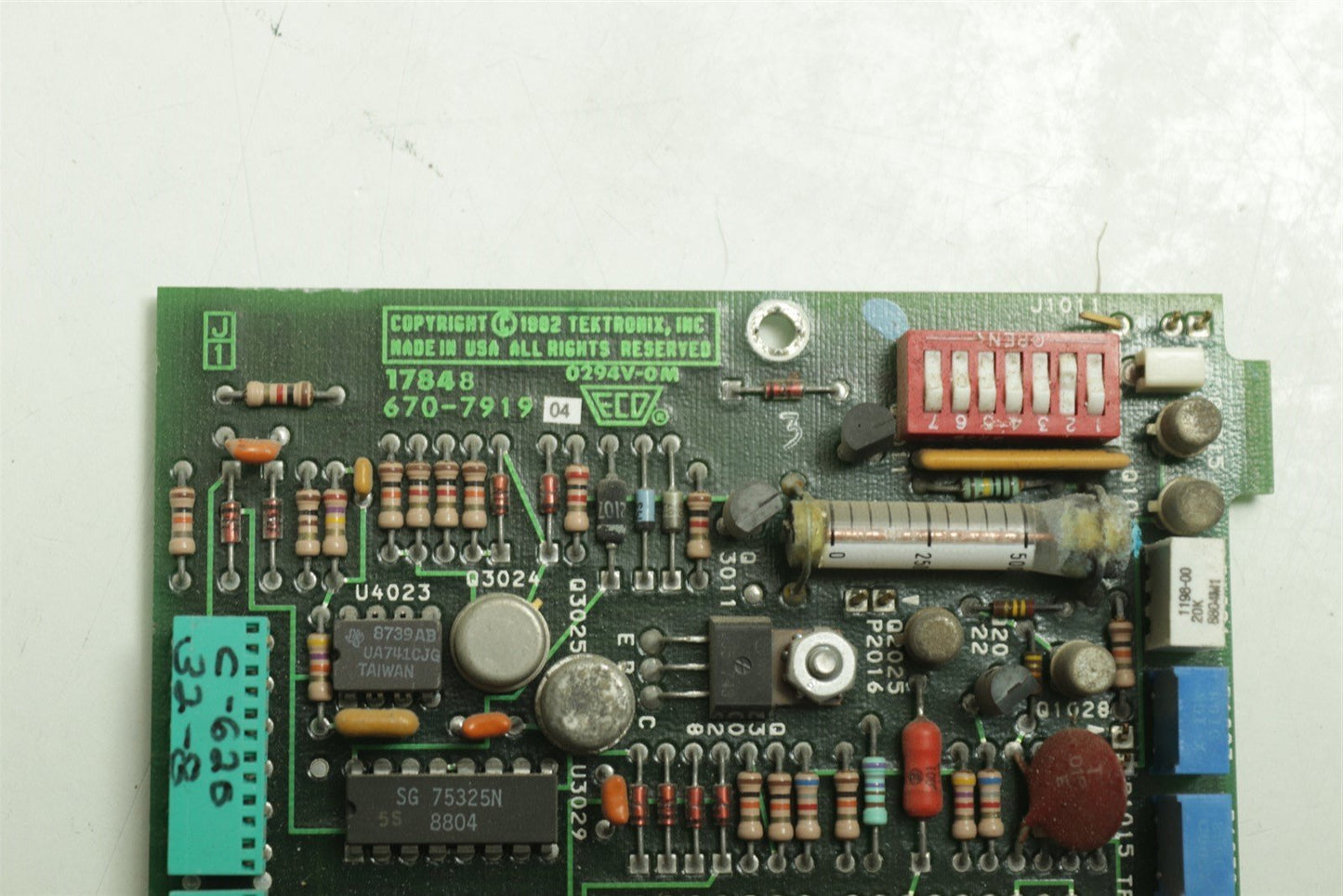 Tektronix 2754P PCB Module 670-7919-04