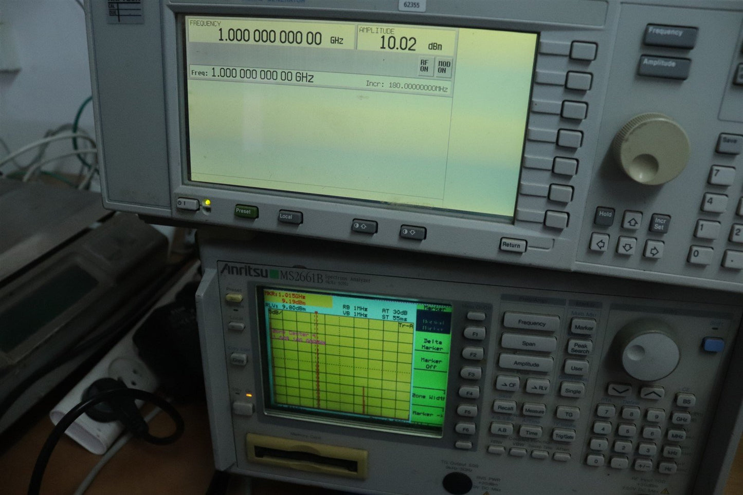 Anritsu MS2661B 9kHz-3GHz spectrum analyzer TESTED
