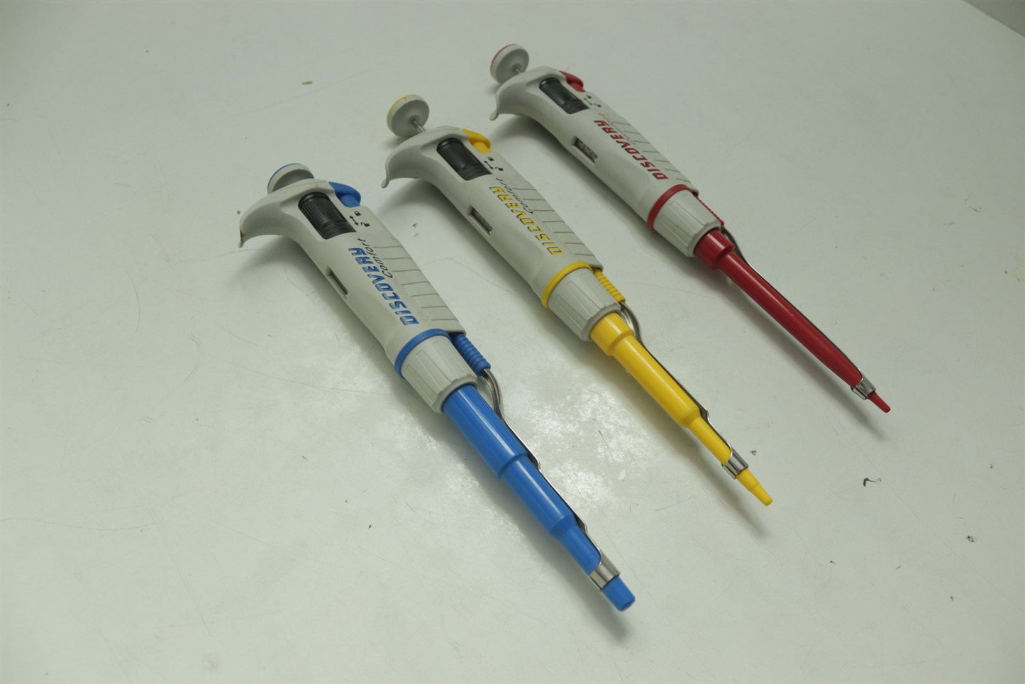 Discovery Comfort Autoclavable Micro Pipette Set