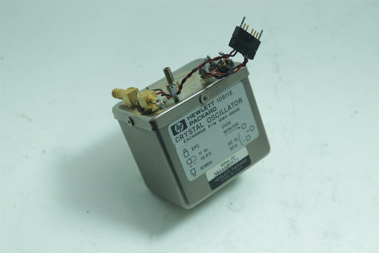 HP Agilent 10811E Crystal Oscillator 10MHz Reference Standard 10811-69126 TESTED
