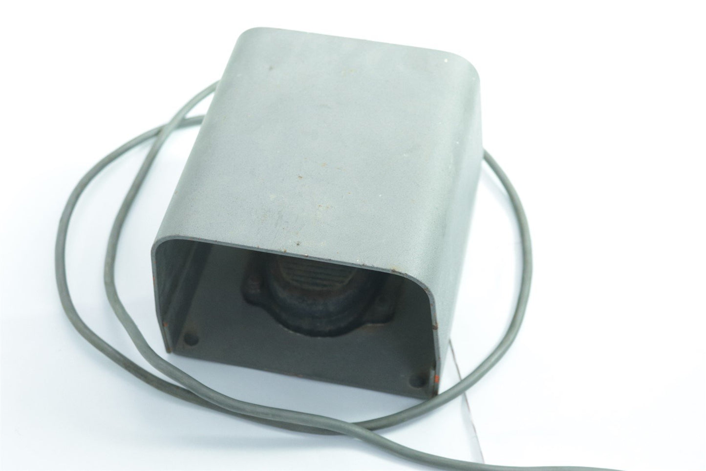 Linemaster 635-S Foot Switch Coherent 7970 YAG Laser