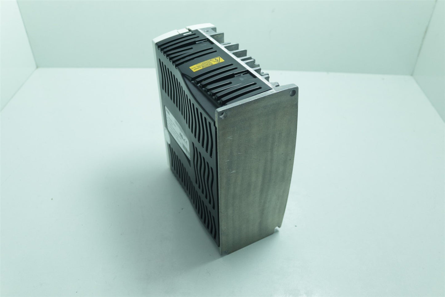 ABB MicroFlex Drive FMH2A03TR-EN23ZW 3A 1kW Servo Drive Tested