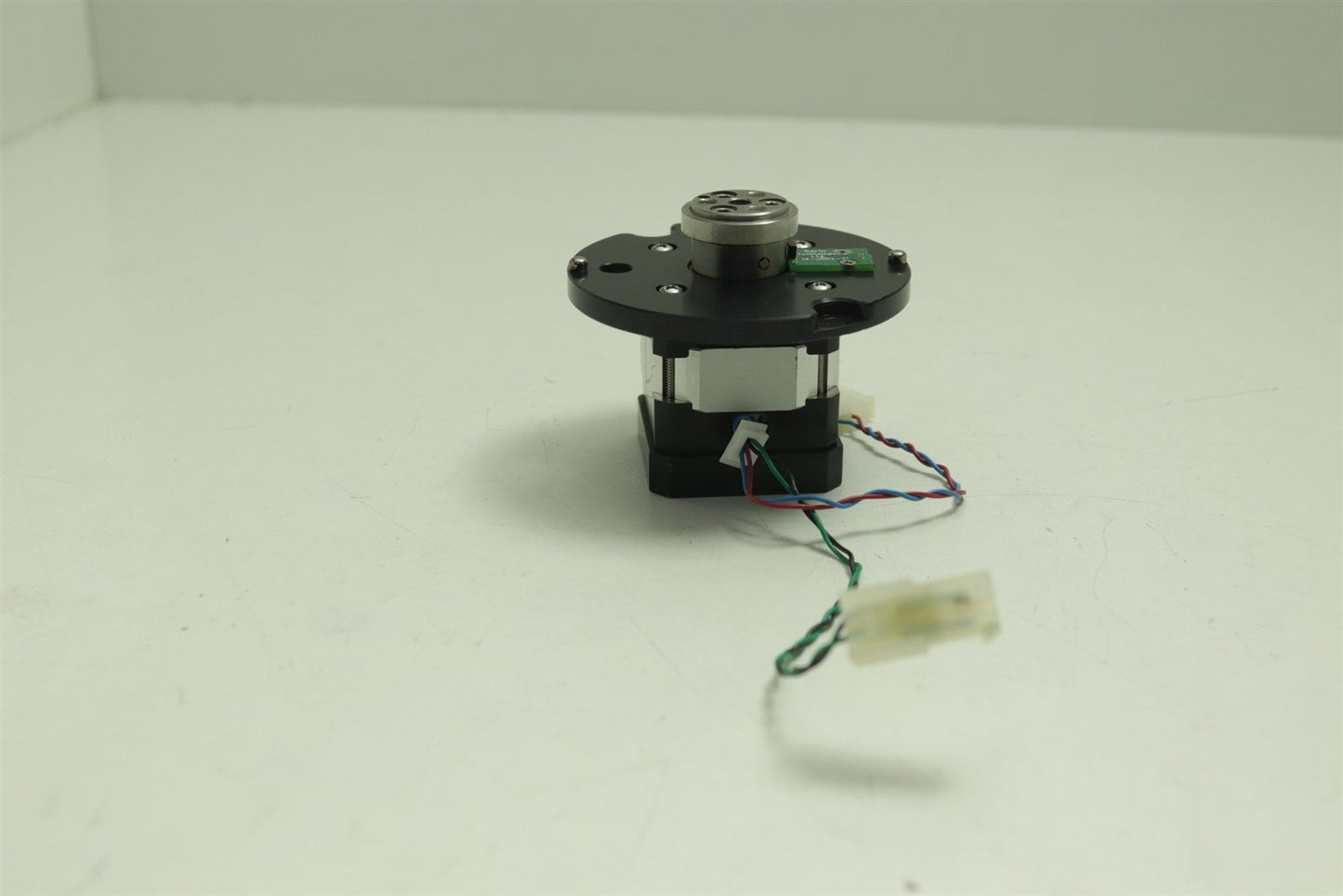 Sarin Diamond Stage Lin Engineering Stepper Motor 0.6A 417-13-08D-02RO