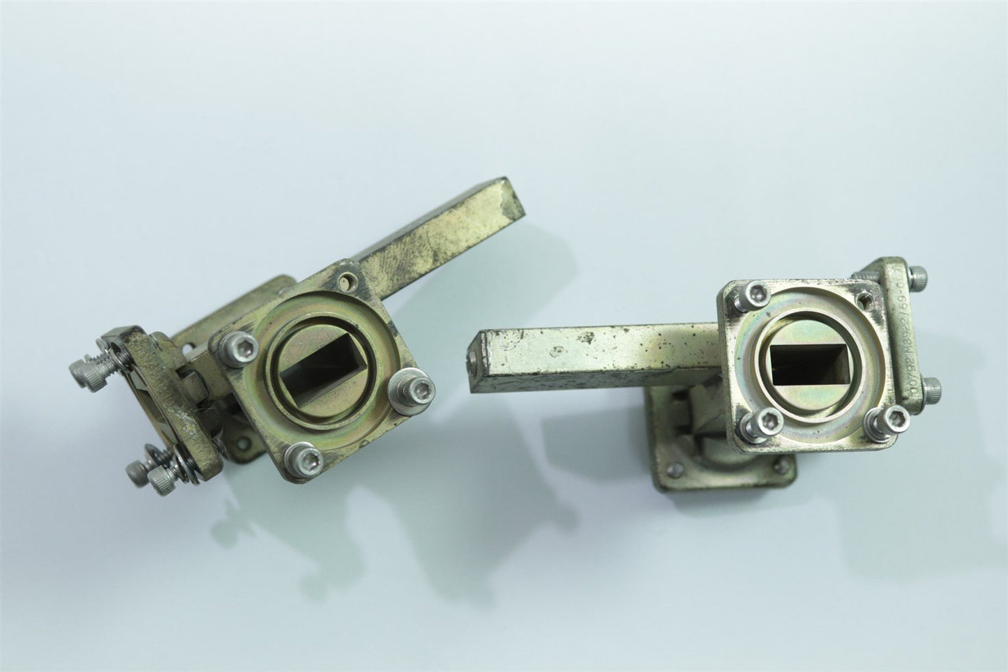 X2 Waveline 770-20 WR62 Directional Coupler 20dB Couling 62XT326-20P-86