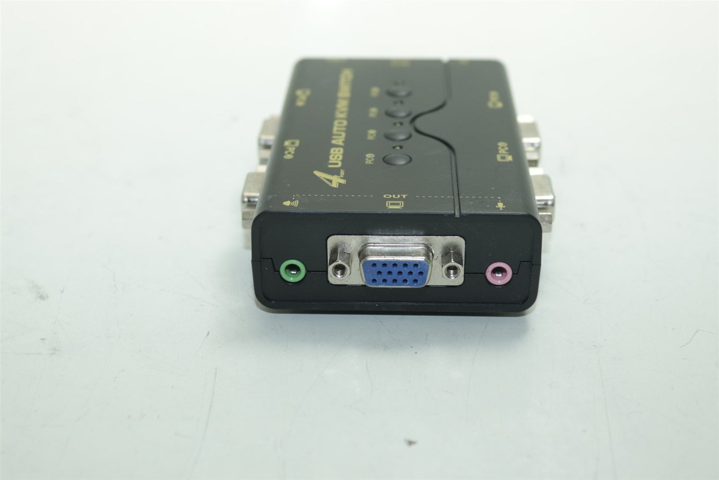 Gold Touch USB Auto KVM Switch P/N KVM-USB-4