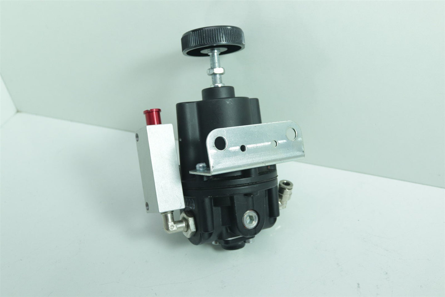 KORNIT DIGITAL Fairchild pneumatic precision regulator 10 10222H 500PSI 35Bar