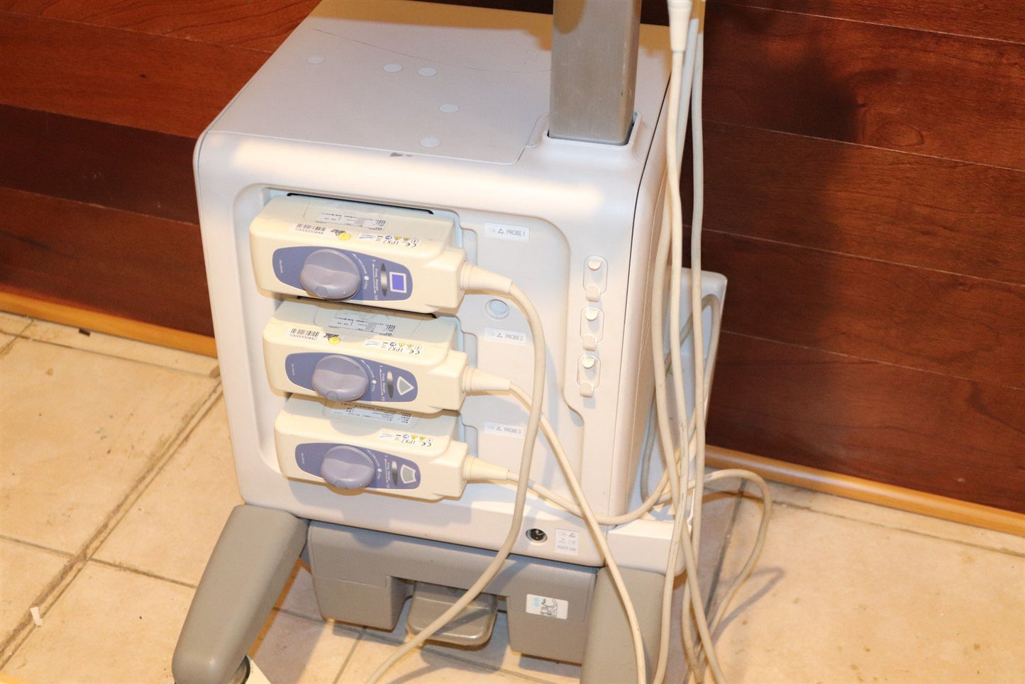 Hitachi Aloka Ultrasound F31 3 Probes Included