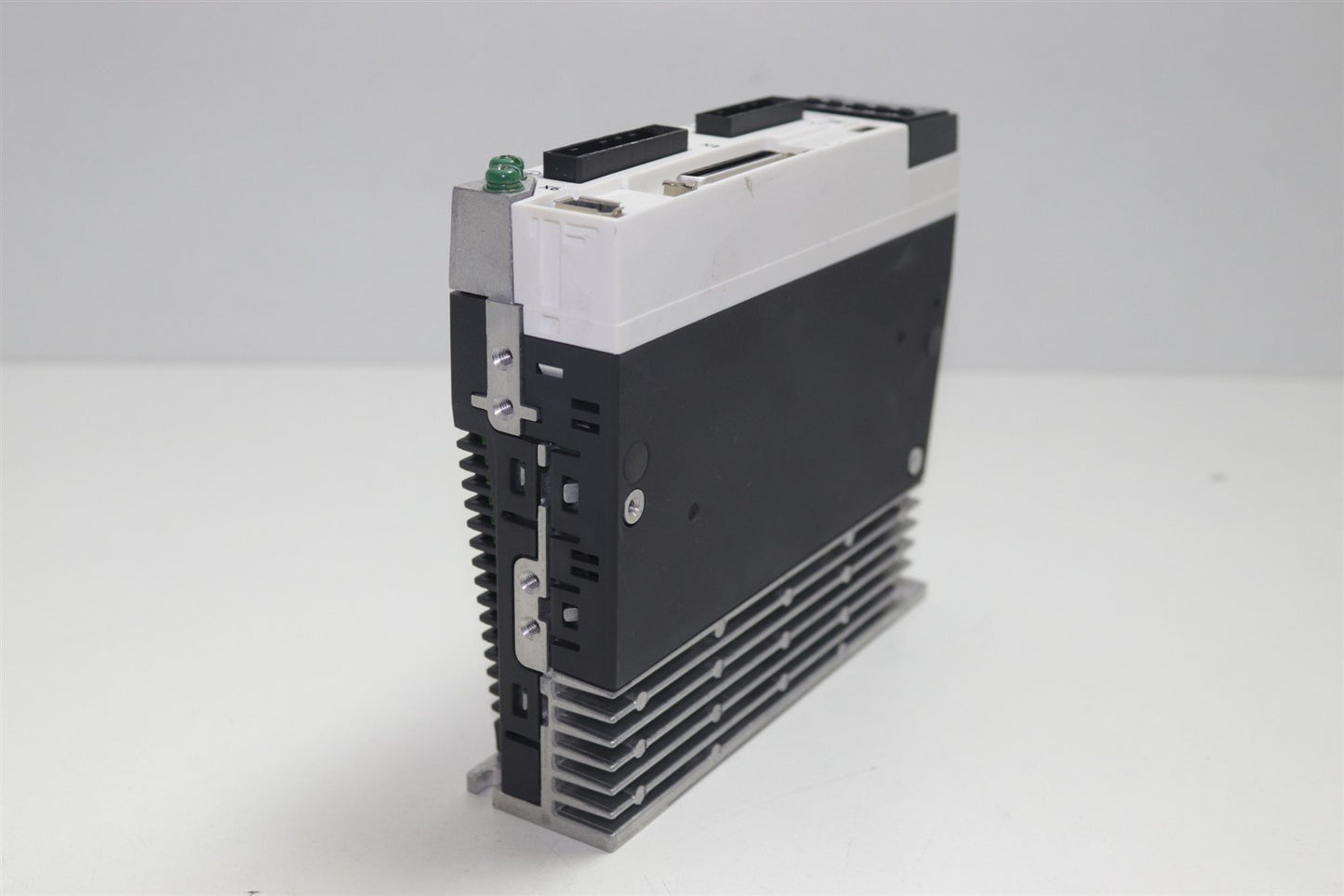 Panasonic AC Servo Drive 200W 3Φ 1.6A MADLN15SE