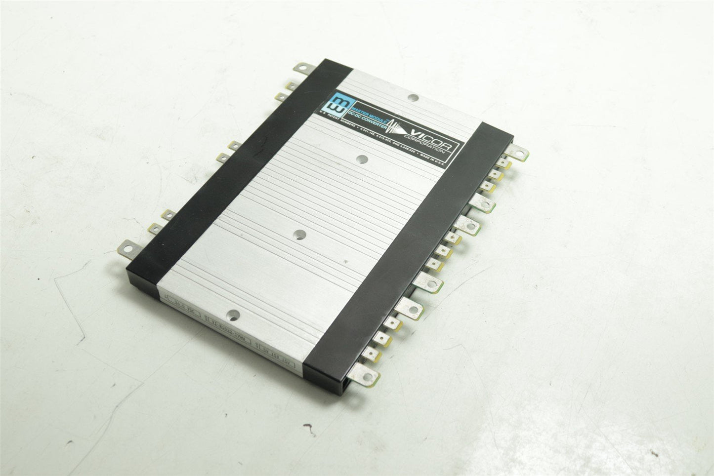 Victor Master Module DC-DC Converter VI-R1022-IVWW In:24V Out:5V 15V 15V