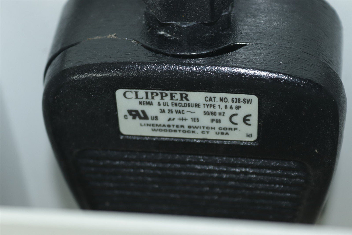 LINEMASTER Clipper 638-SW IP68 Foot Switch Pedal W/Housing Full Guard