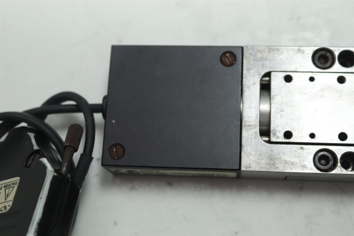 Used Fully Tetsted Newport Motorized Linear Stage Encoder MFA-CC Z865A UE1724SR