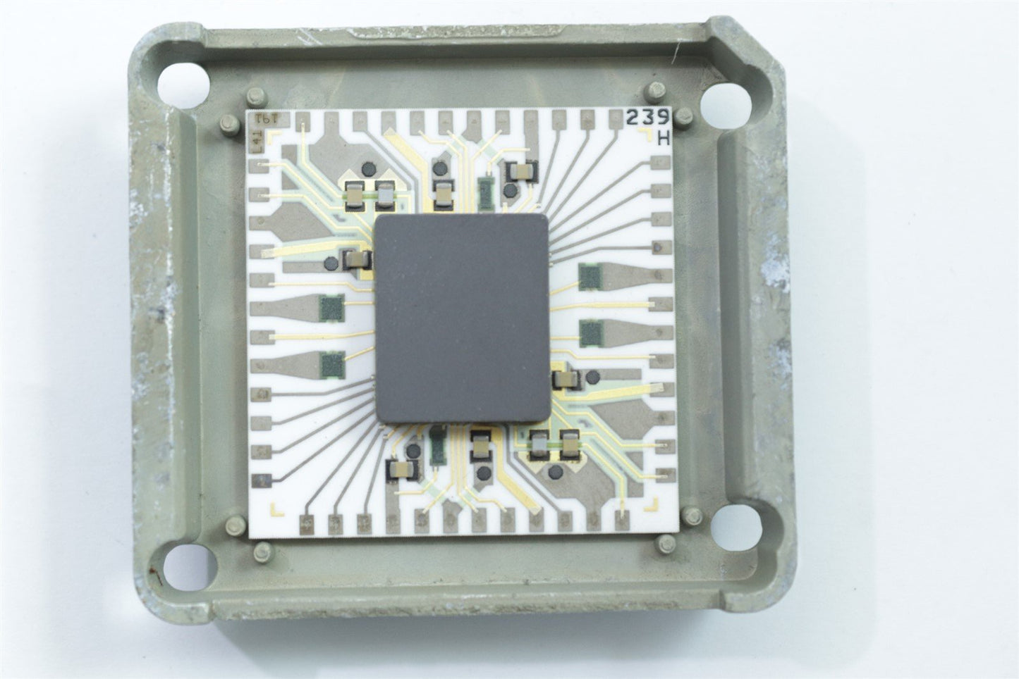 Tektronix U500 A/B Trigger Chip TESTED 2440 2465 2445 2252 2215 155-0239-02