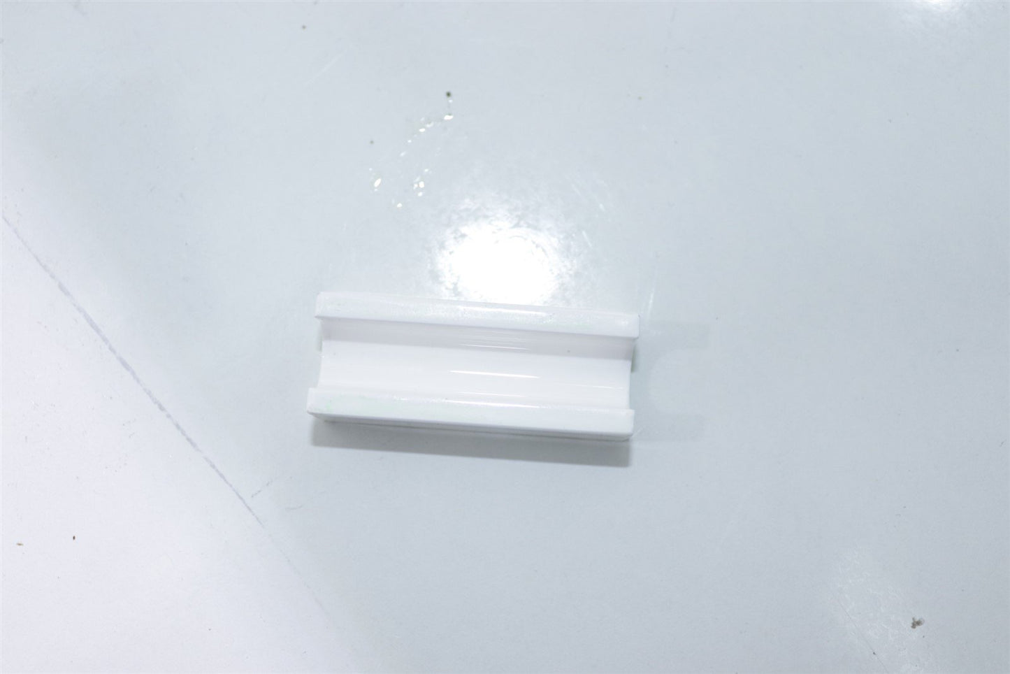 Alma Lasers White Ceramic IPL Laser Reflector Cavity 40x15x12 Mm
