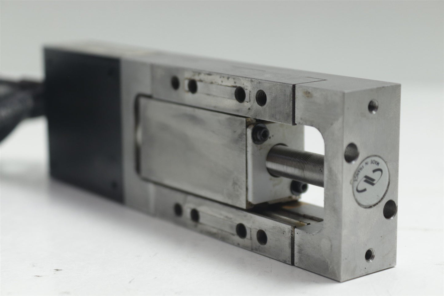 Used Fully Tetsted Newport Motorized Linear Stage Encoder MFA-CC Z865A UE1724SR