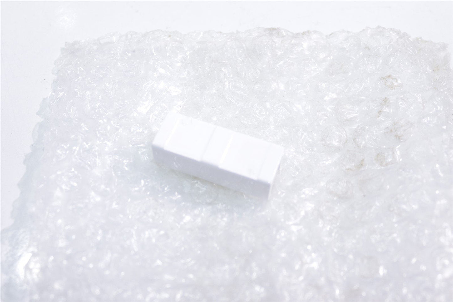 Alma Lasers White Ceramic Laser Reflector Cavity 4x1.5x1.2 cm