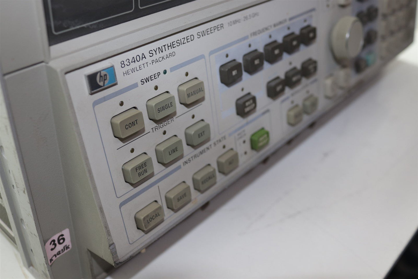 HP 8340A Synthesized Sweeper 10 MHz - 26.5 GHz TESTED