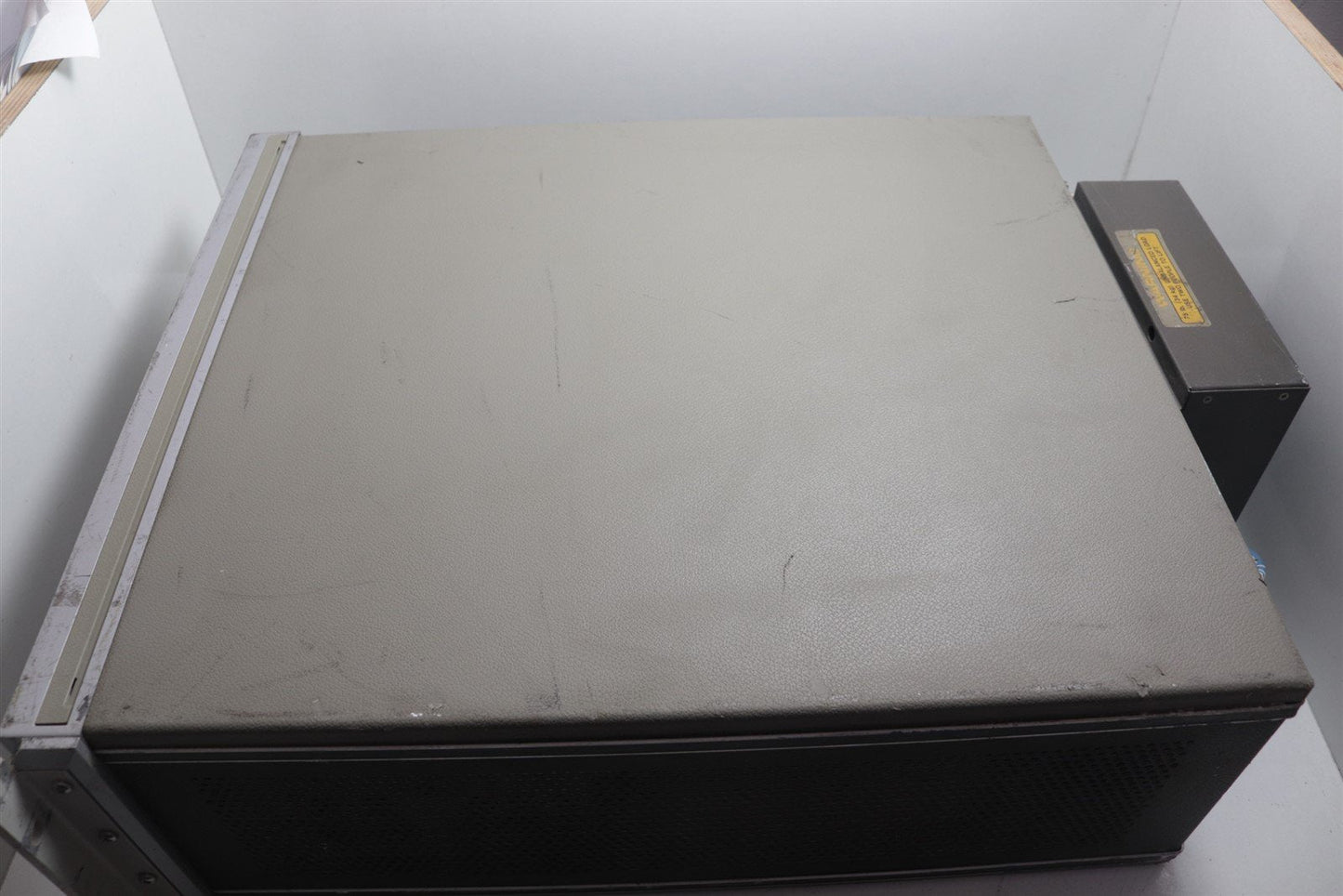 HP 8340A Synthesized Sweeper 10 MHz - 26.5 GHz TESTED