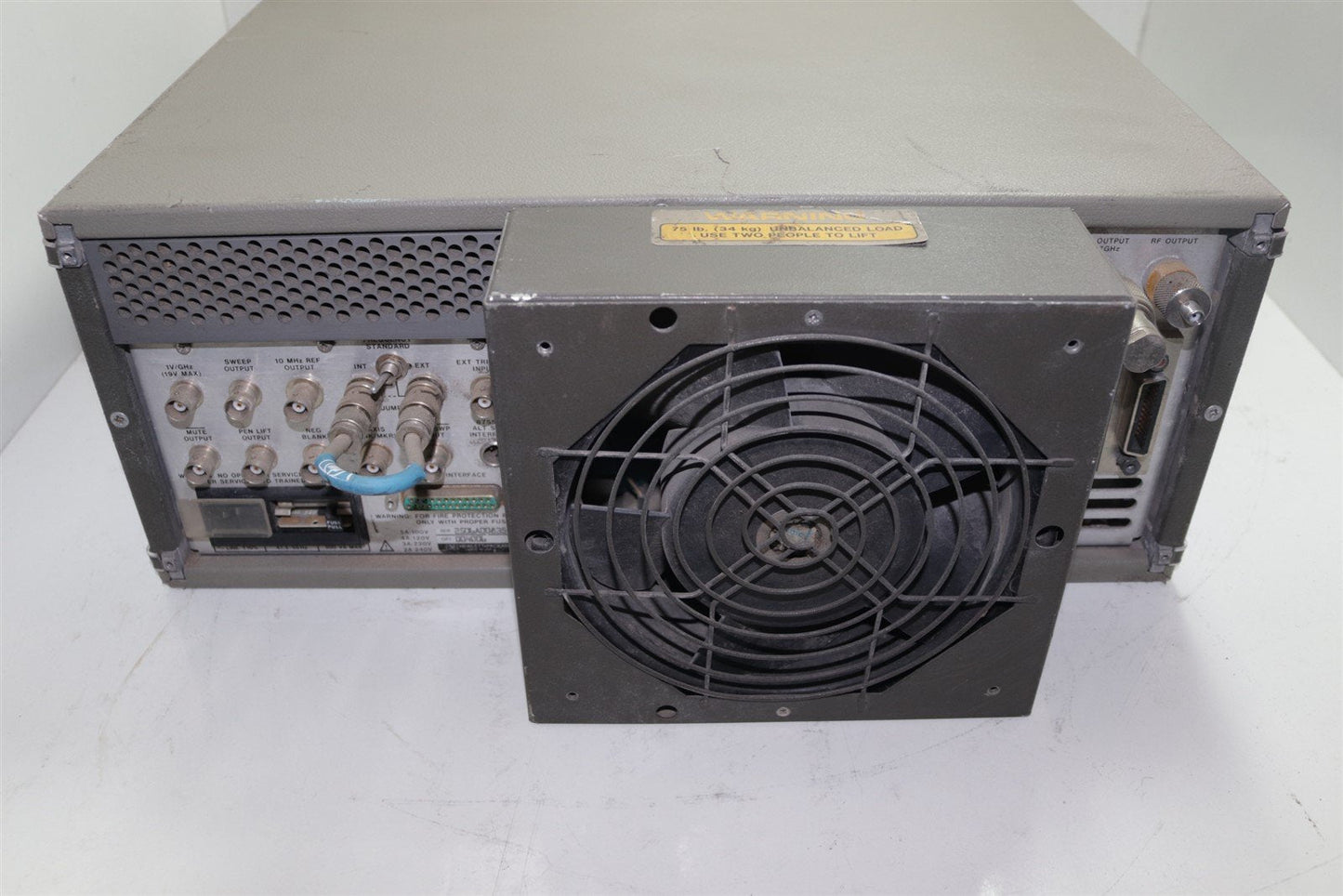 HP 8340A Synthesized Sweeper 10 MHz - 26.5 GHz TESTED
