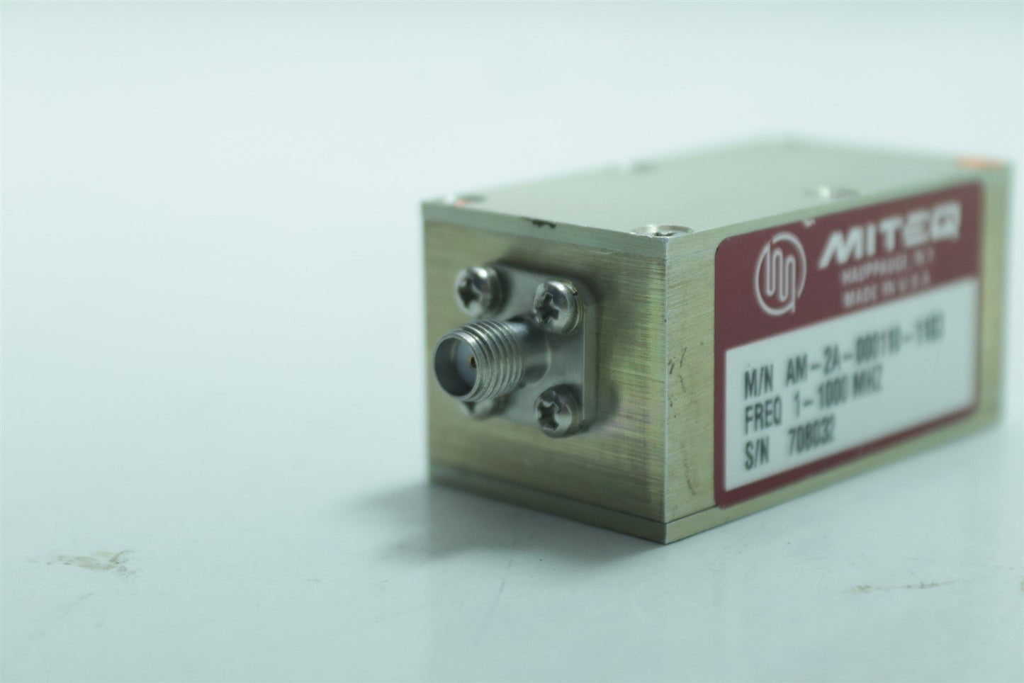 Miteq LNA Low Noise Amplifier 1-1000MHZ AM-2A-000110-1103 NO CABLES