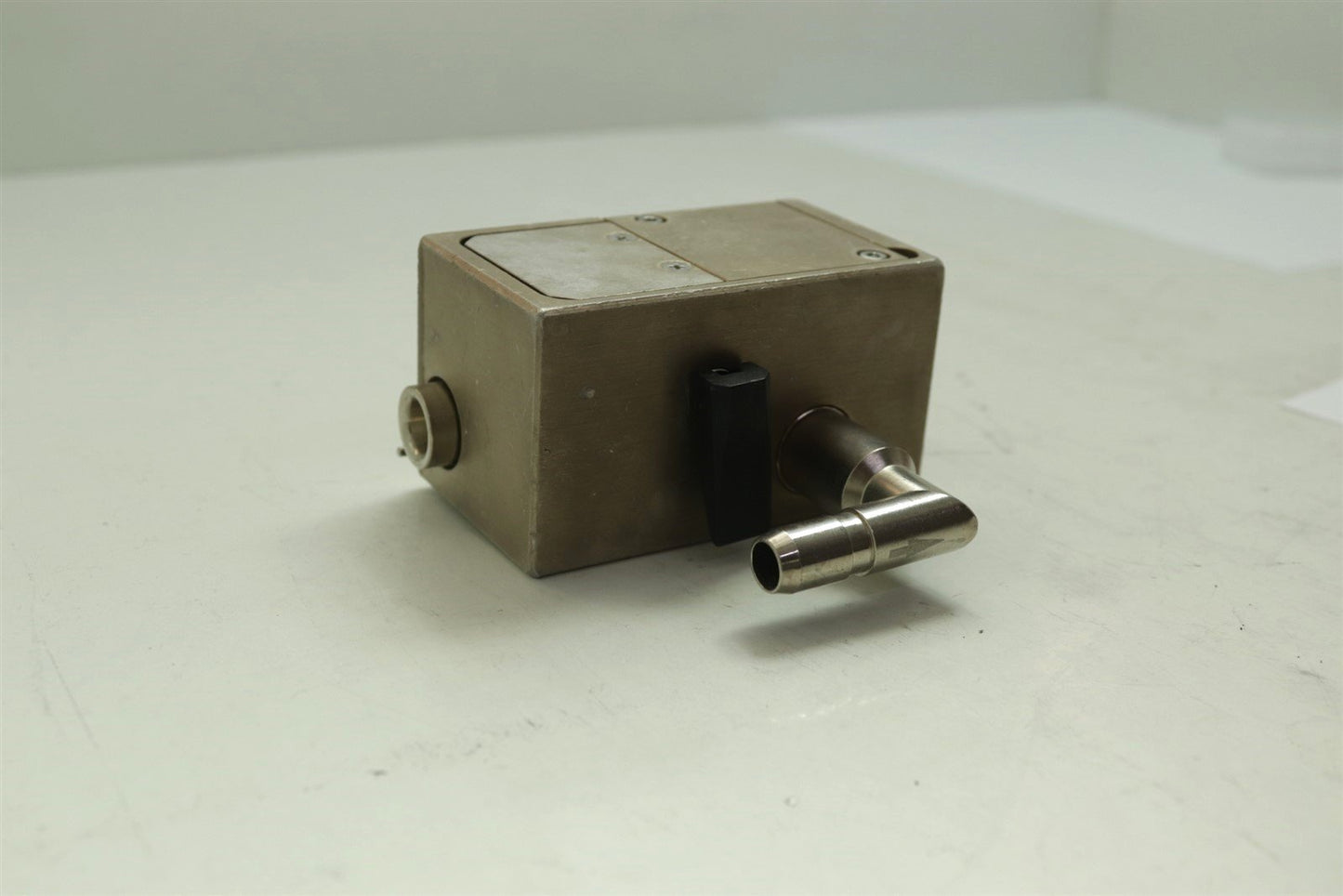 Drager 8408950 Babylog 8000 Plus Expiratory Valve Exhalation Block