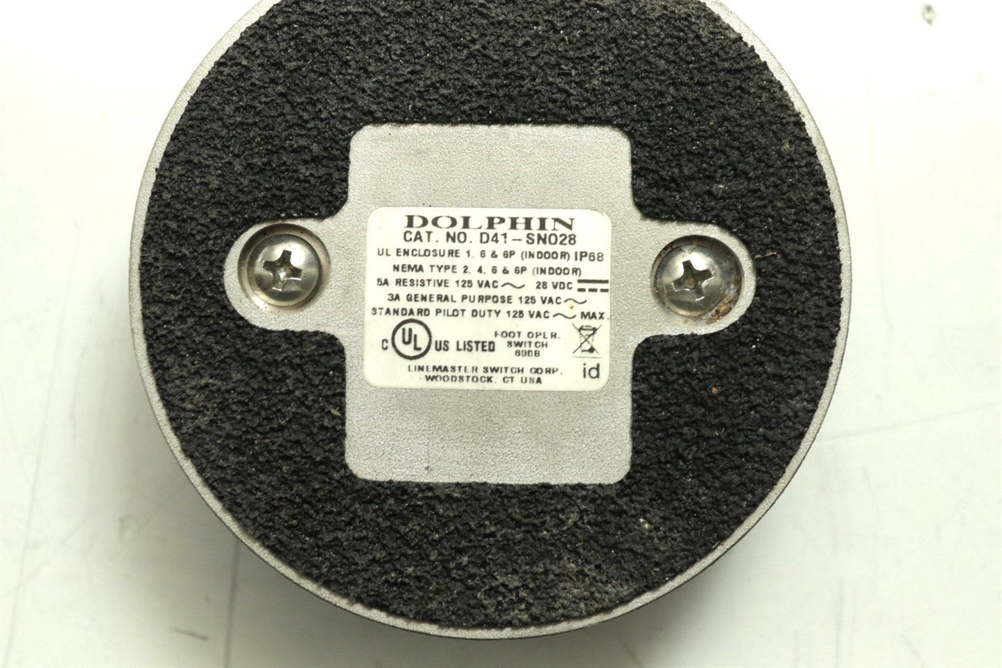 Dolphin Linemaster Switch D41-SNO28