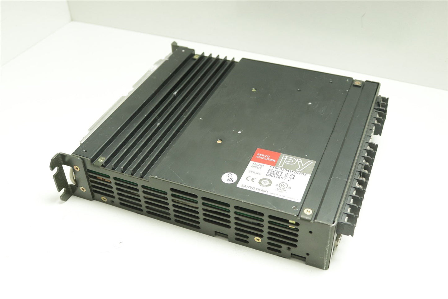 Sanyo Denki Servo Amplifier PY0A015A1FD1P01 200-230V 1PH Out: 0-326V 3PH