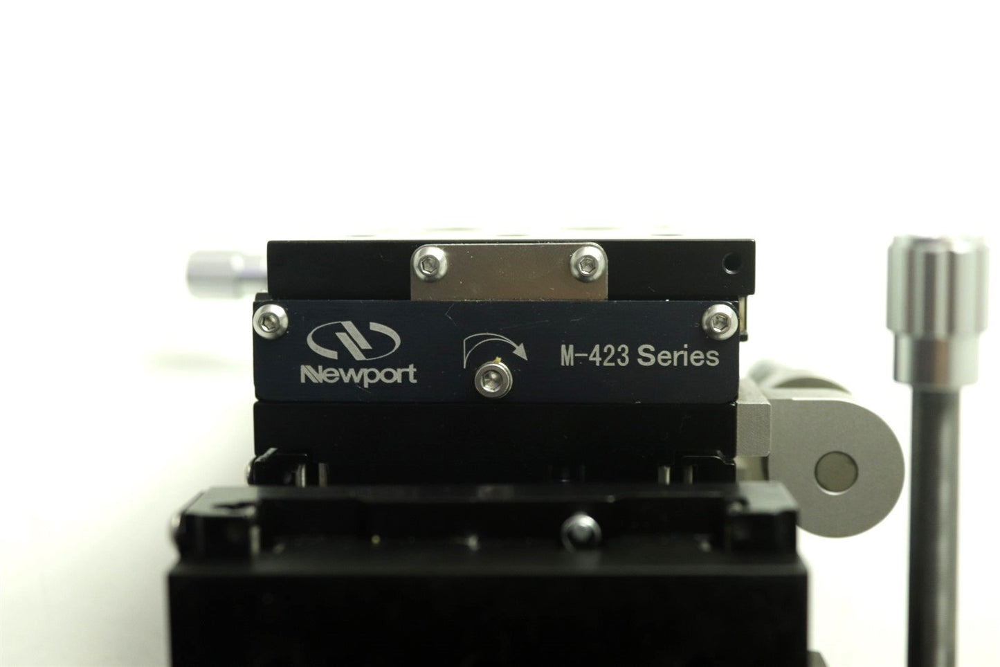 Newport M-423 Precision Linear X-Y Stage + Angle Bracket 90° M-360-90
