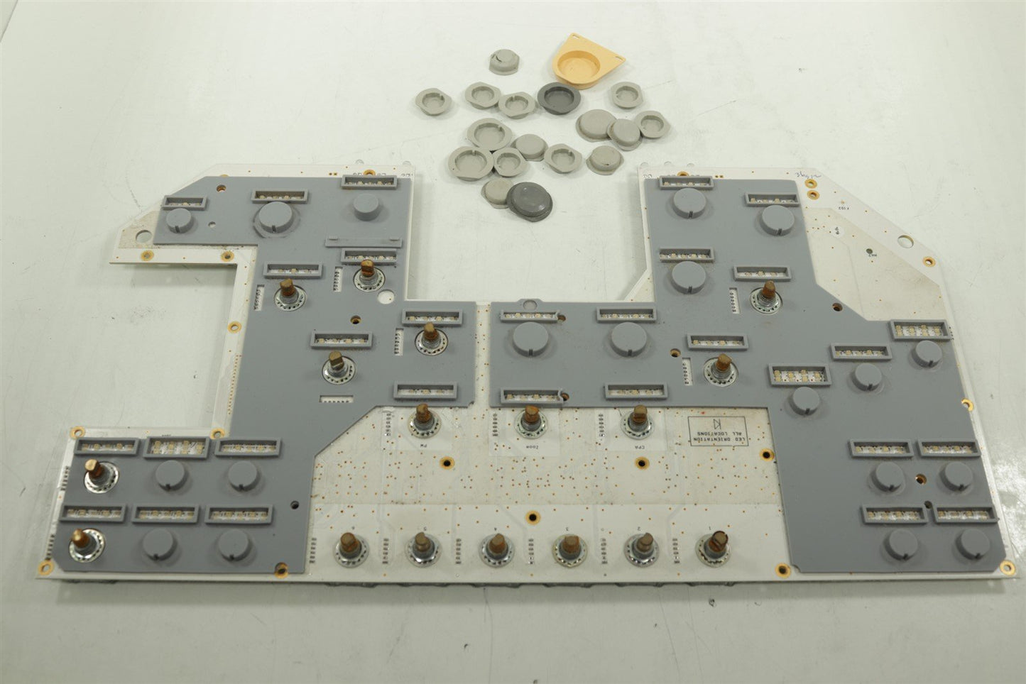 Philips iU22 iE33 Ultrasound Keyboard PCB