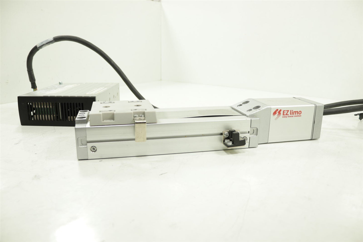 EZ limo Motor EZSM4D010C + Oriental Motor ESMC-C2 Limo Controller