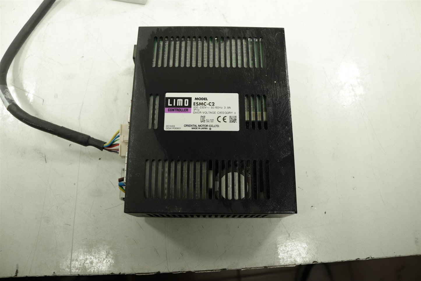 EZ limo Motor EZSM4D010C + Oriental Motor ESMC-C2 Limo Controller