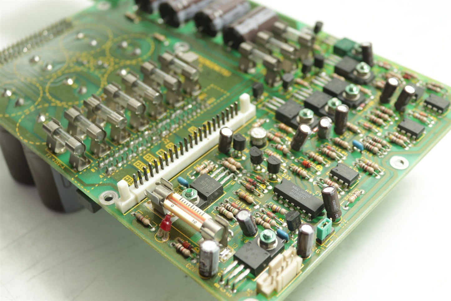 Anritsu MG3633A Signal Generator 10kHz-2700MHz A702 Regulator PCB Board