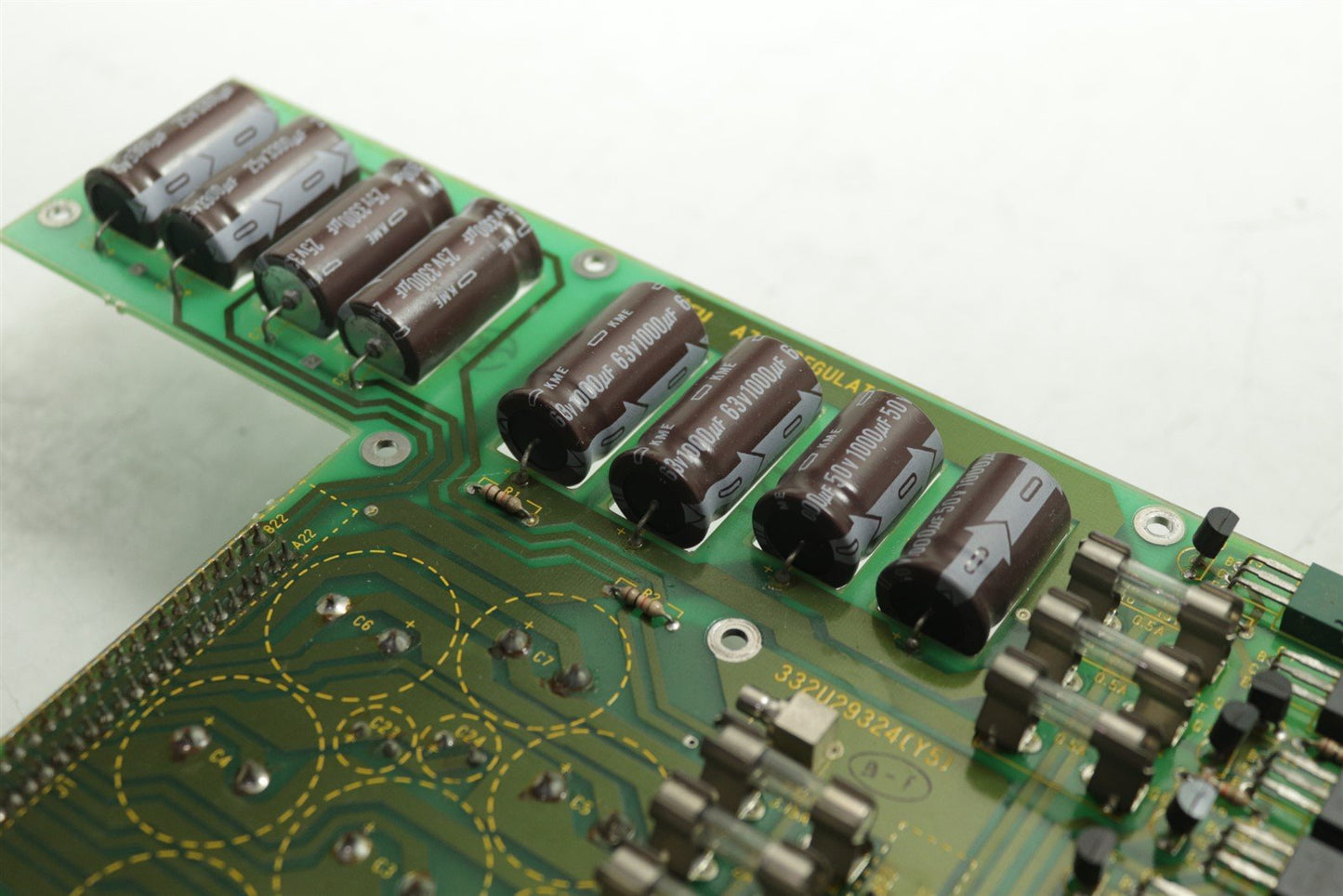 Anritsu MG3633A Signal Generator 10kHz-2700MHz A702 Regulator PCB Board