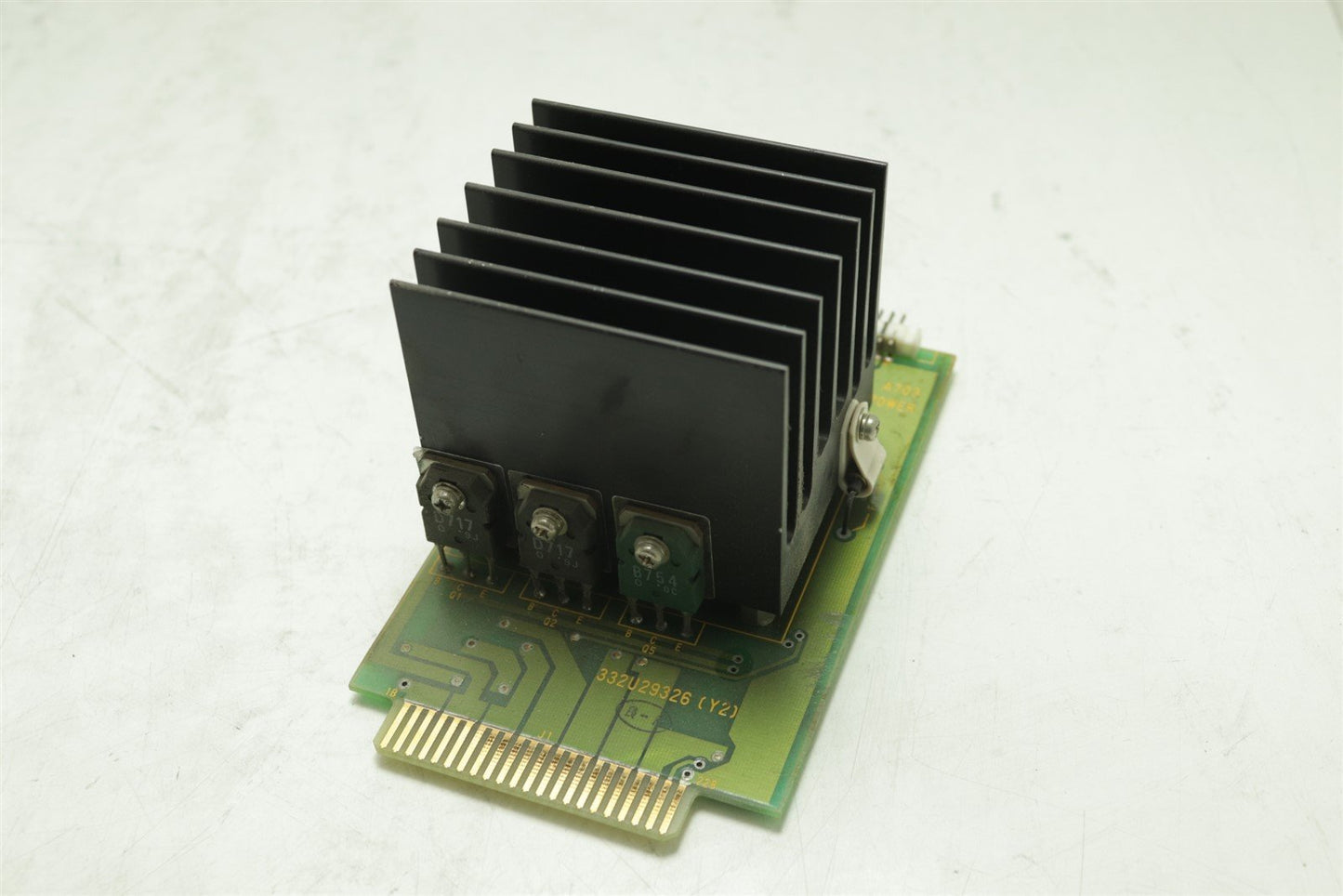 Anritsu MG3633A Signal Generator 10kHz-2700MHz A702 Regulator PCB Board
